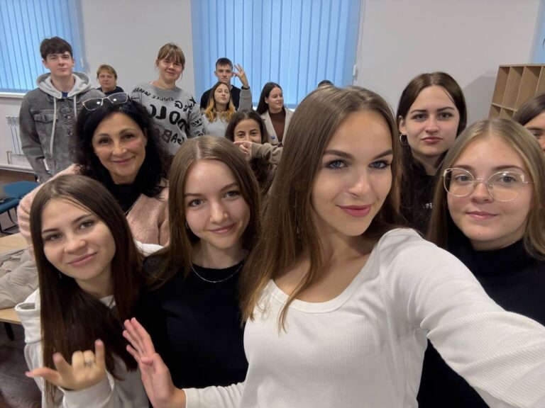 Свідомий вибір професії: викладачка НУК Наталія Клименко поділилася з ліцеїстами Доманівської громади досвідом і натхненням